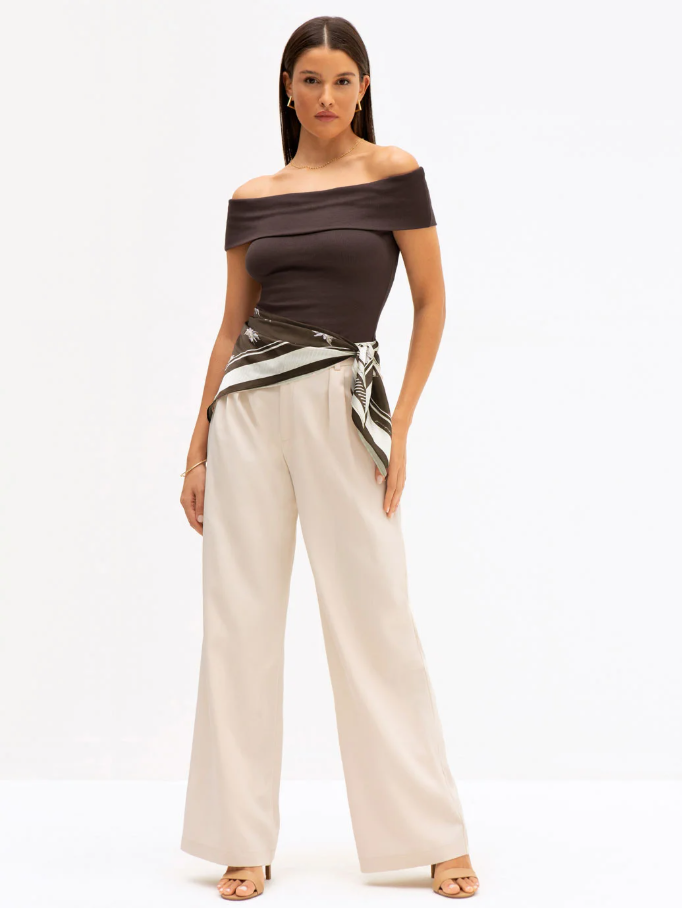 Blusa Ombro a Ombro de Malha Canelada Marrom Gracy - Imagem 5